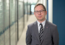 Zmiany unijnych traktatów będą największą reformą ustrojową w dotychczasowej historii Wspólnoty. Jednak do tego jeszcze bardzo długa droga