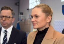 Coraz gorsza kondycja psychiczna polskich nastolatków. Szkoły potrzebują narzędzi, żeby reagować na depresję i kryzysowe sytuacje