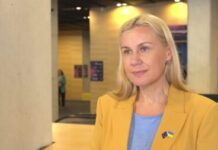 Komisarz UE ds. energii: Możemy i powinniśmy ograniczyć Rosji dostęp do finansowania i technologii w obszarze LNG