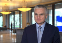 Zmieniają się zagrożenia dla polskiej gospodarki. Ekonomiści boją się skutków szybkiego zadłużania się rządu i napięć geopolitycznych